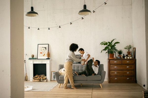 Idées de décoration de portes de placard pour renouveler votre chambre